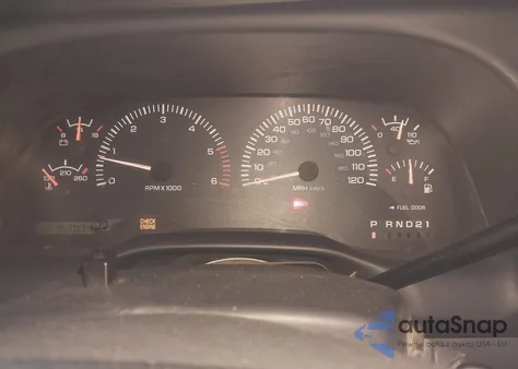 1998 Dodge Ram 1500 St z USA, uszkodzony, nr VIN 1B7HC13Z5WJ158492